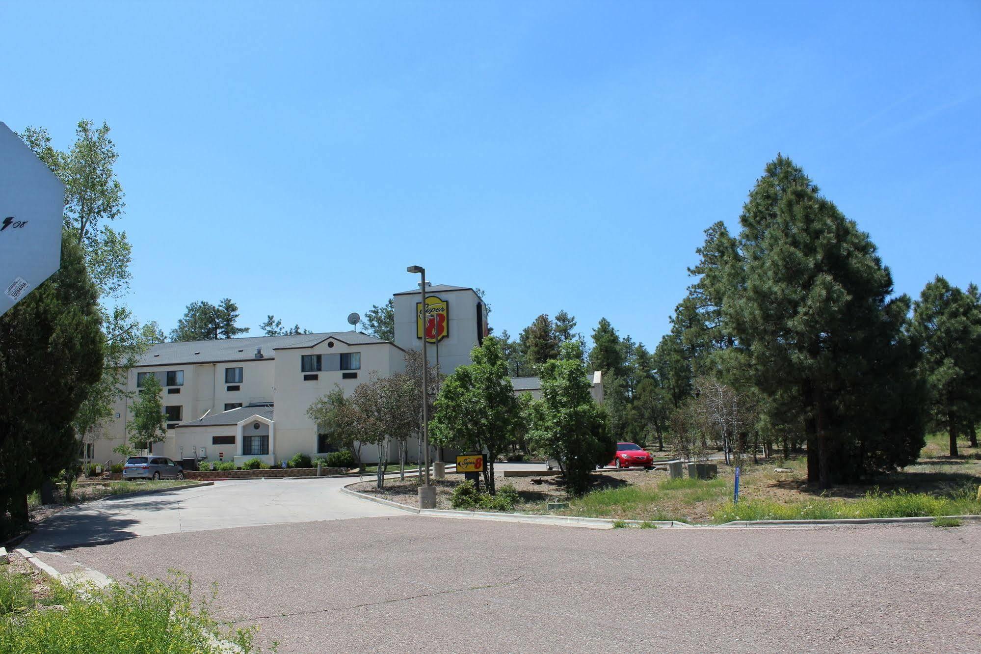 Super 8 By Wyndham Show Low Hotel Exterior photo